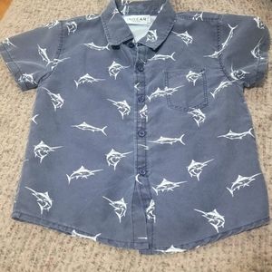 Like New Kids Fishing Shirt (M)
